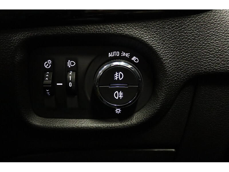 Used Vauxhall Astra 2018 for sale - 76821346: Photo 25