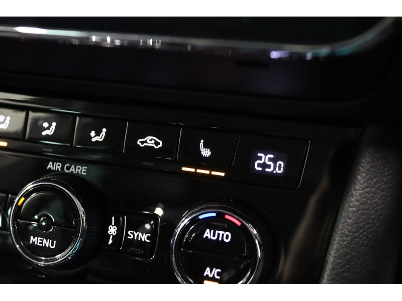 Used Skoda Superb 2017 for sale - 77208554: Photo 32