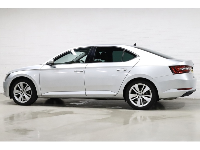 Used Skoda Superb 2017 for sale - 77208554: Photo 6