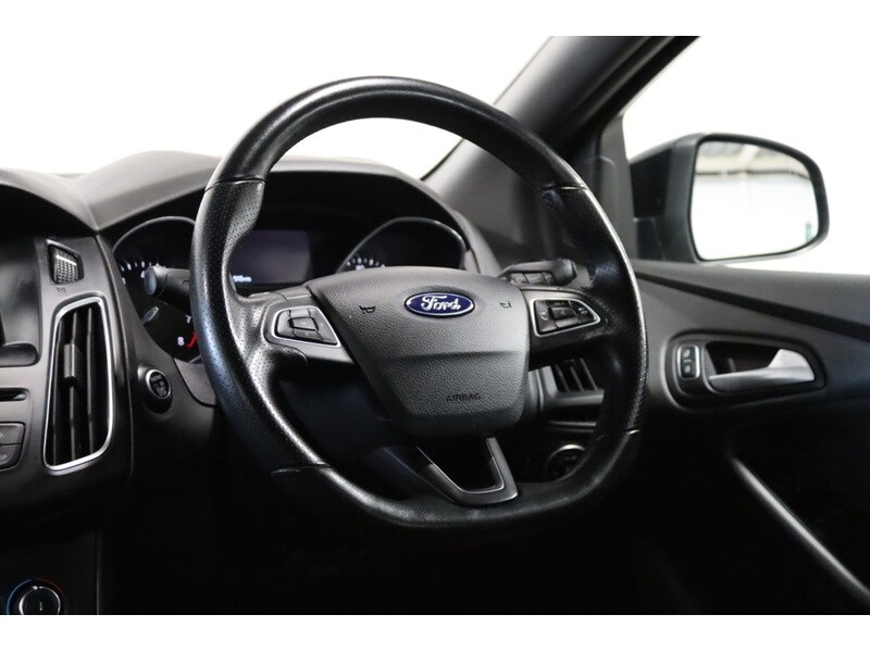 Used Ford Focus for sale - 76531673: Photo 14