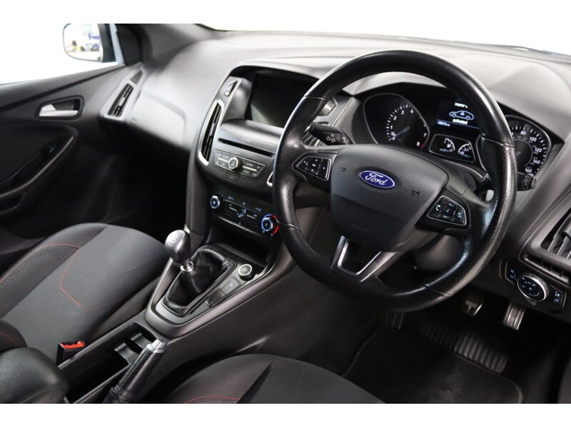 Used Ford Focus for sale - 76531673: Photo 30
