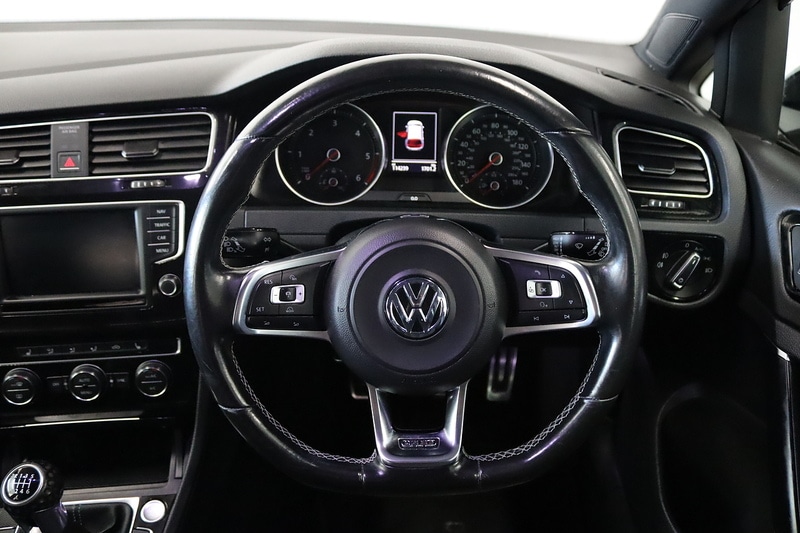 Used Volkswagen Golf 2015 for sale - 77917300: Photo 15