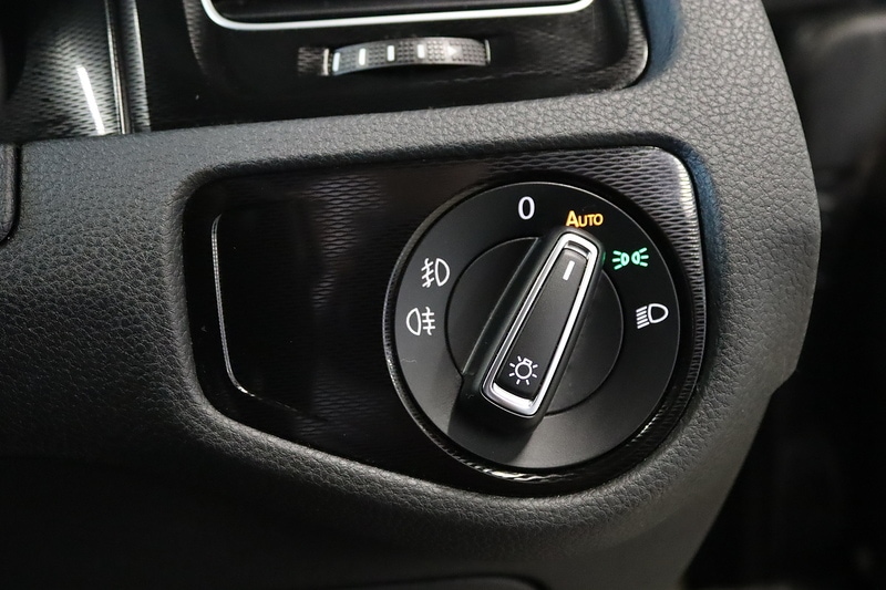 Used Volkswagen Golf 2015 for sale - 77917300: Photo 34