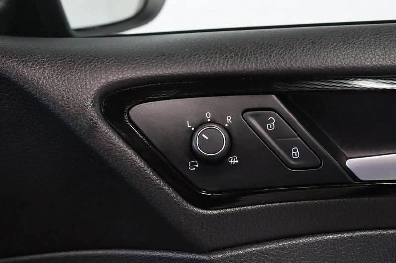 Used Volkswagen Golf 2015 for sale - 77917300: Photo 37