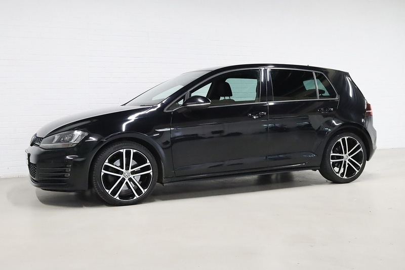 Used Volkswagen Golf 2015 for sale - 77917300: Photo 5
