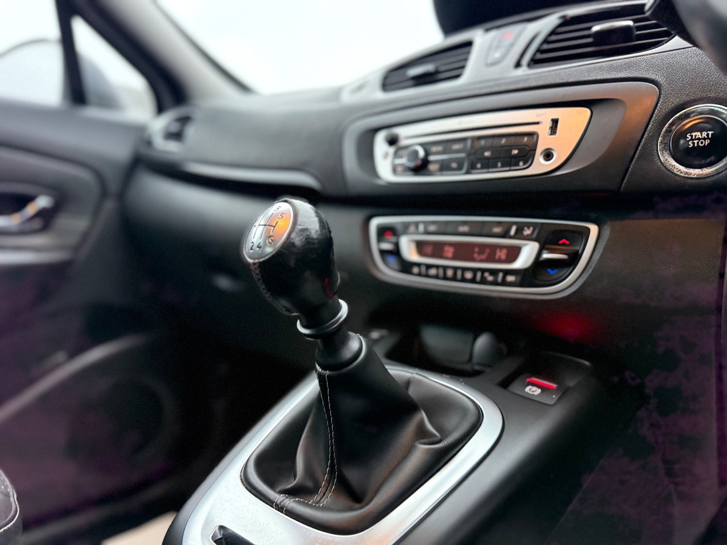 Used Renault Scenic 2014 for sale - 77423591: Photo 10