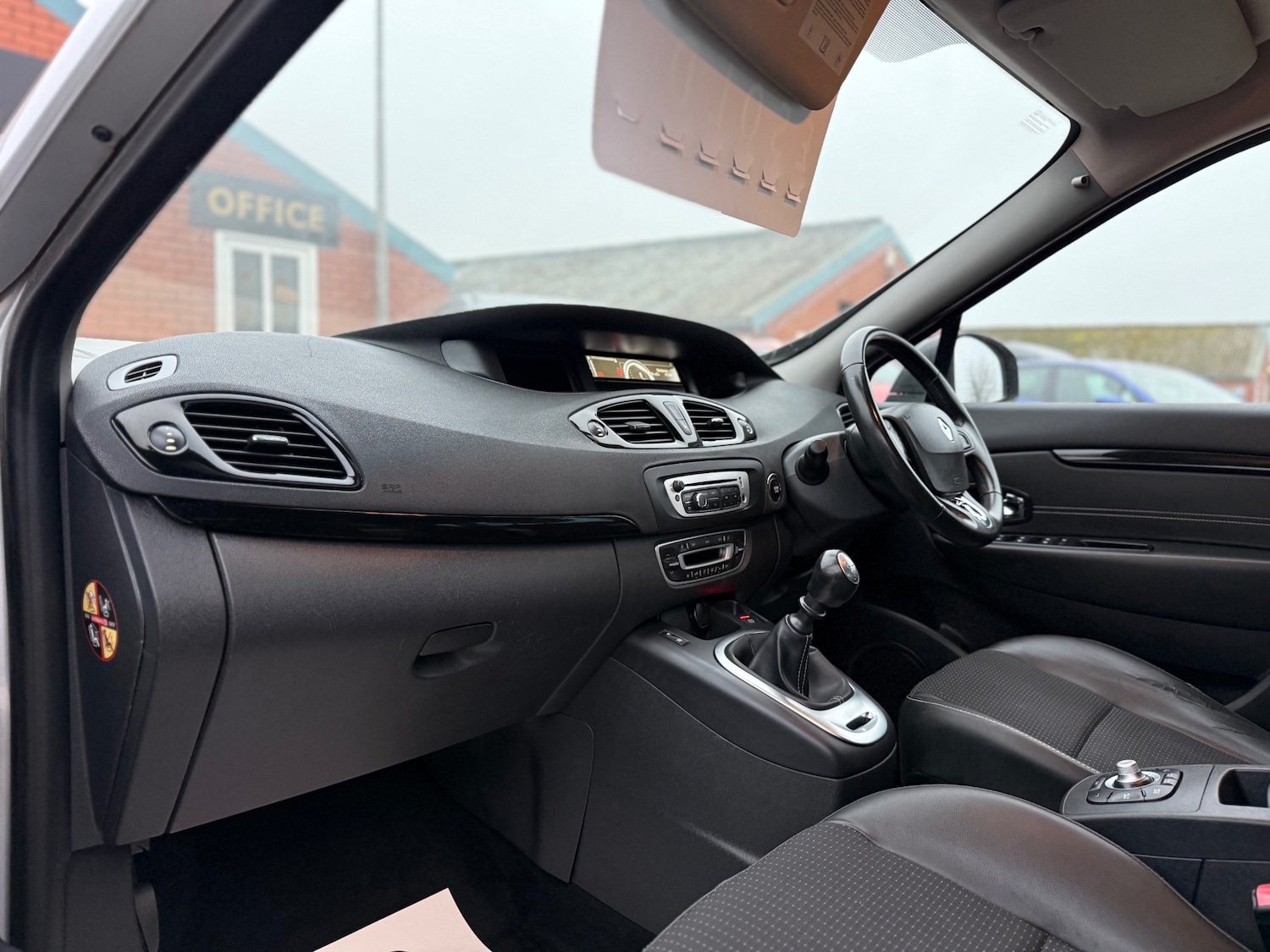 Used Renault Scenic 2014 for sale - 77423591: Photo 15