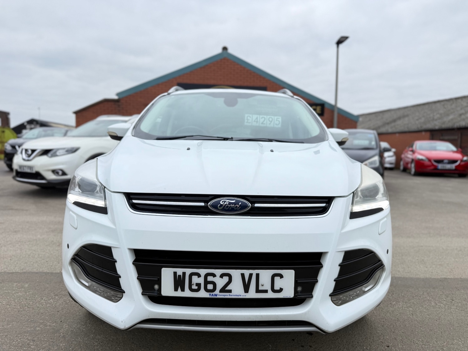 Used Ford Kuga 2013 for sale - 76292919: Photo 2