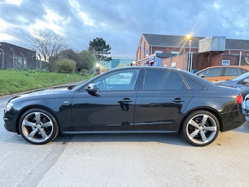 Used Audi A4 2014 for sale - 76758800: Photo