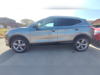 Used Nissan Qashqai 2017 for sale - 79271698: Photo