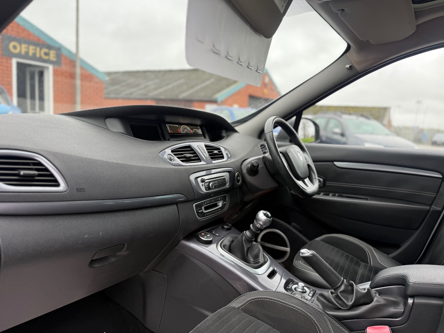 Used Renault Scenic Xmod 2015 for sale - 76559639: Photo 17