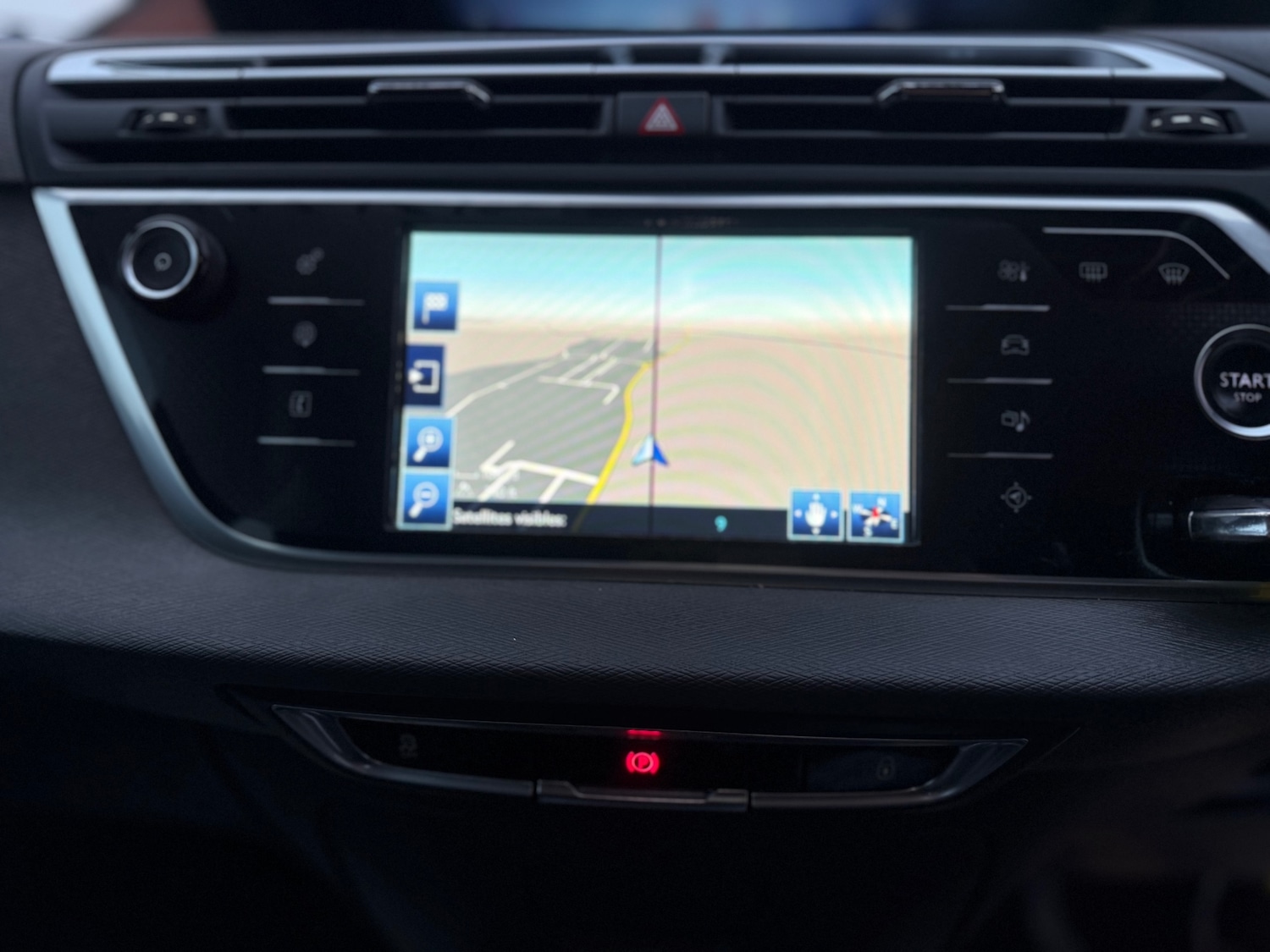 Used Citroen C4 Picasso 2014 for sale - 77228365: Photo 12