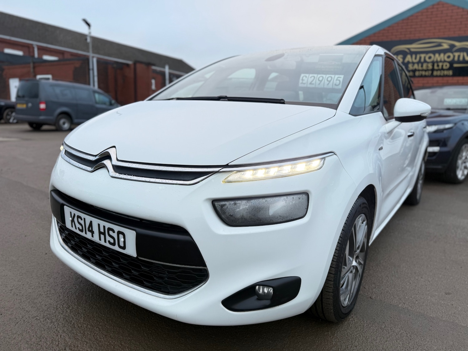 Used Citroen C4 Picasso 2014 for sale - 77228365: Photo 3