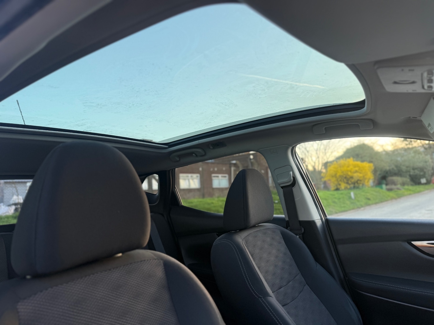 Used Nissan Qashqai 2015 for sale - 77938292: Photo 11