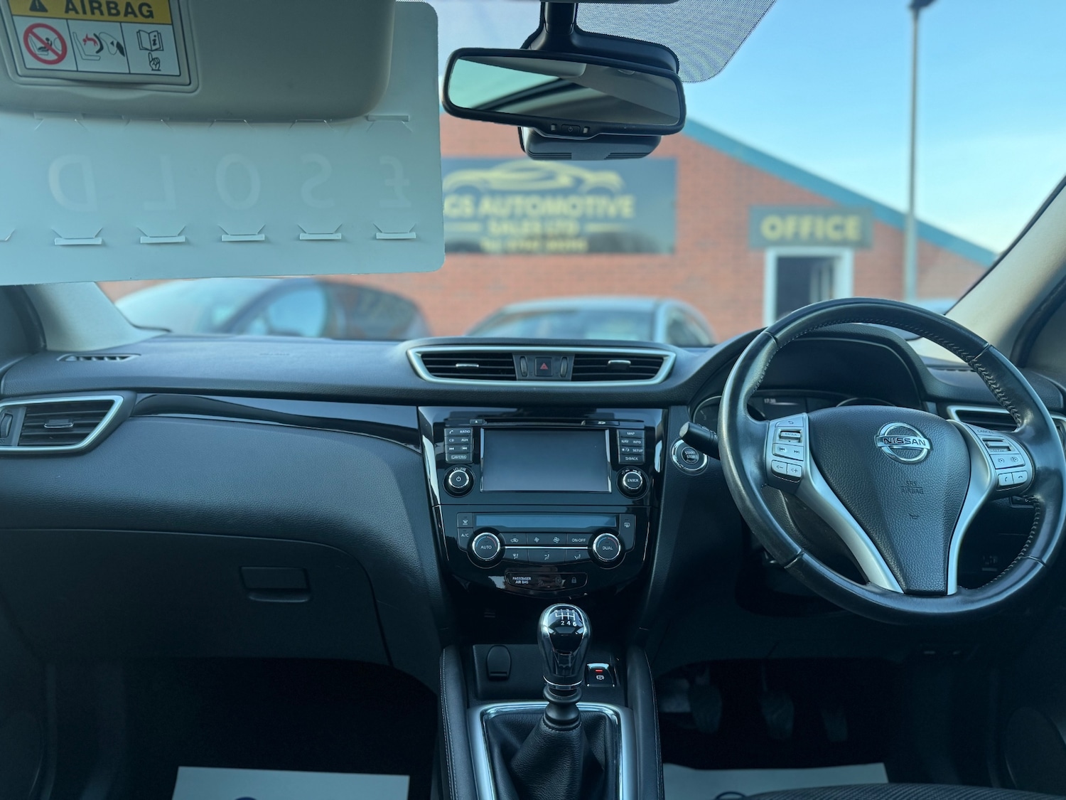 Used Nissan Qashqai 2015 for sale - 77938292: Photo 13