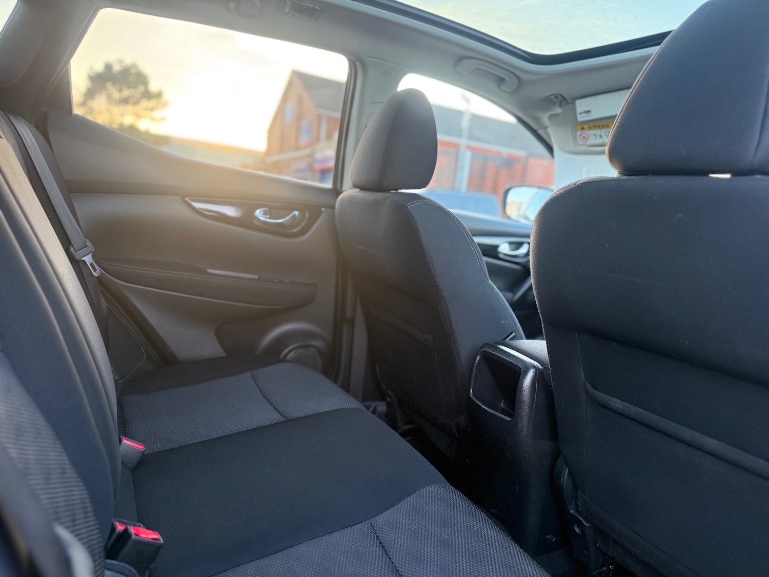 Used Nissan Qashqai 2015 for sale - 77938292: Photo 19