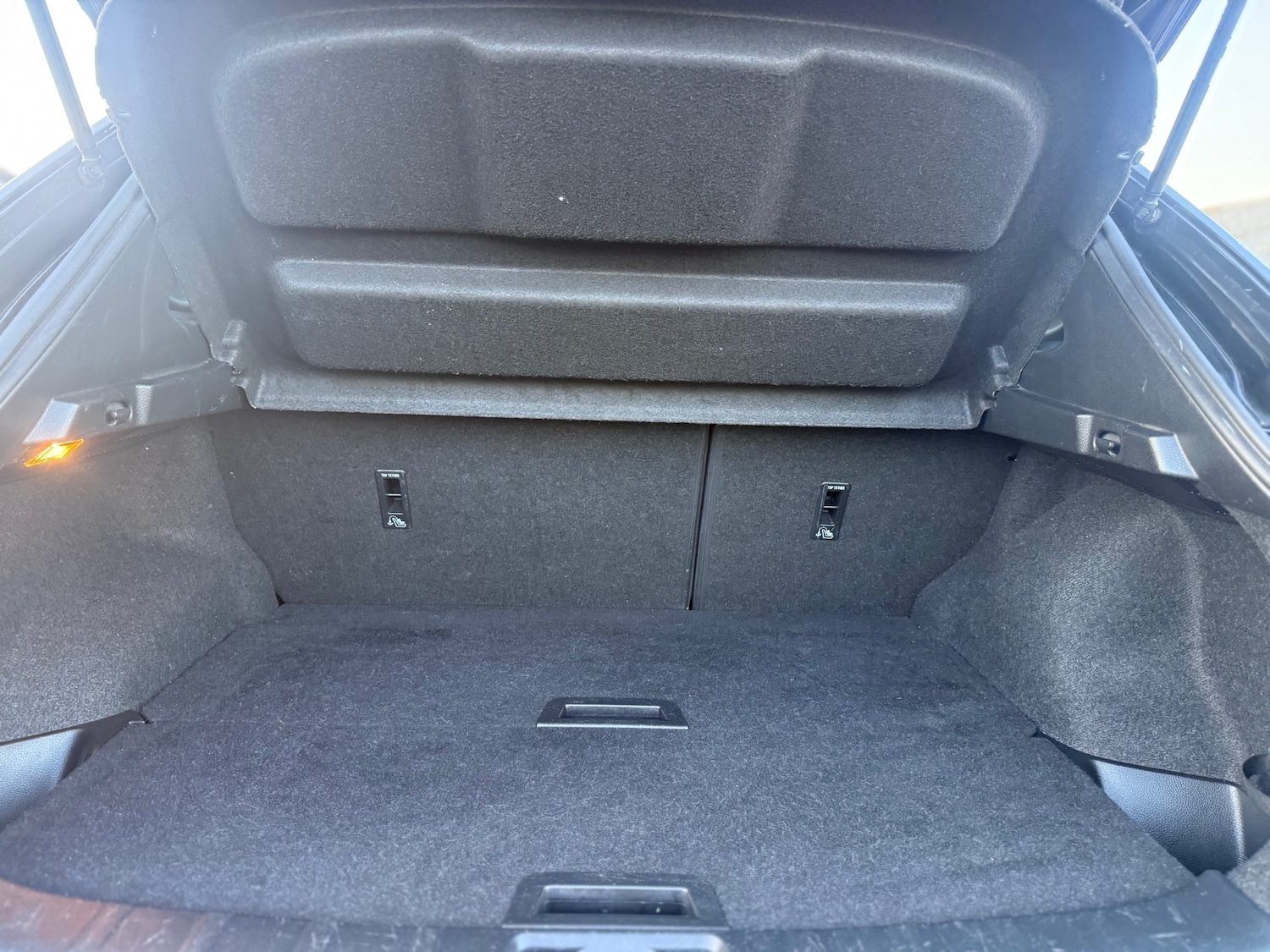 Used Nissan Qashqai 2015 for sale - 77938292: Photo 21