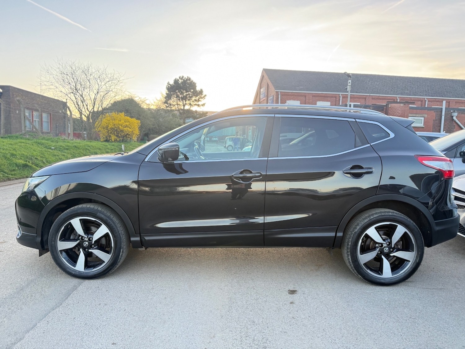 Used Nissan Qashqai 2015 for sale - 77938292: Photo 4