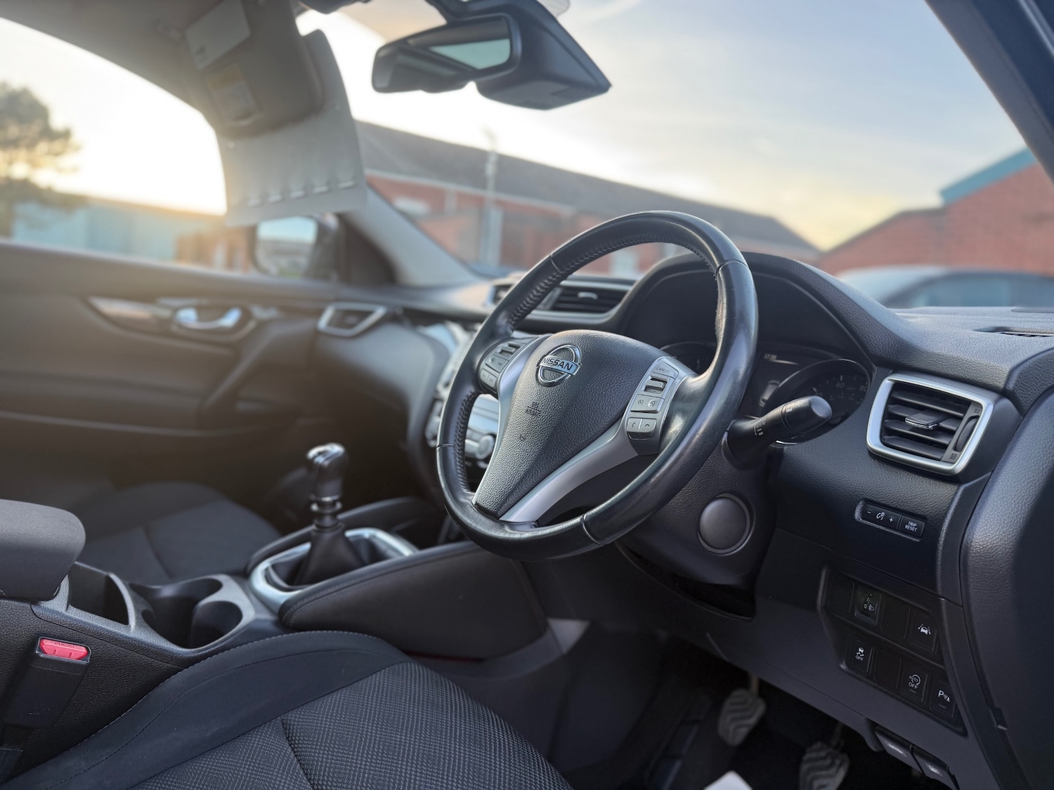 Used Nissan Qashqai 2015 for sale - 77938292: Photo 9