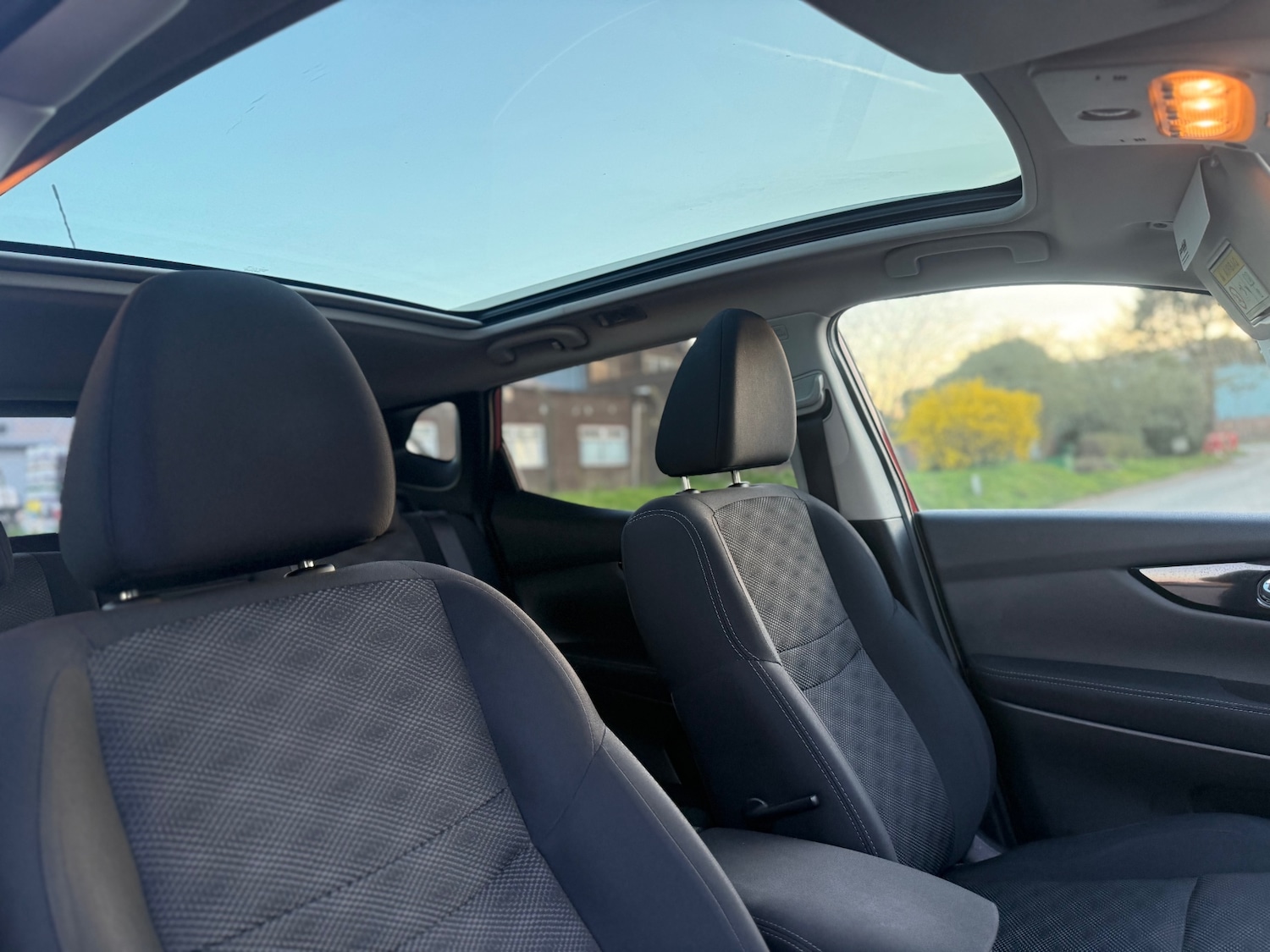 Used Nissan Qashqai 2016 for sale - 77938347: Photo 10