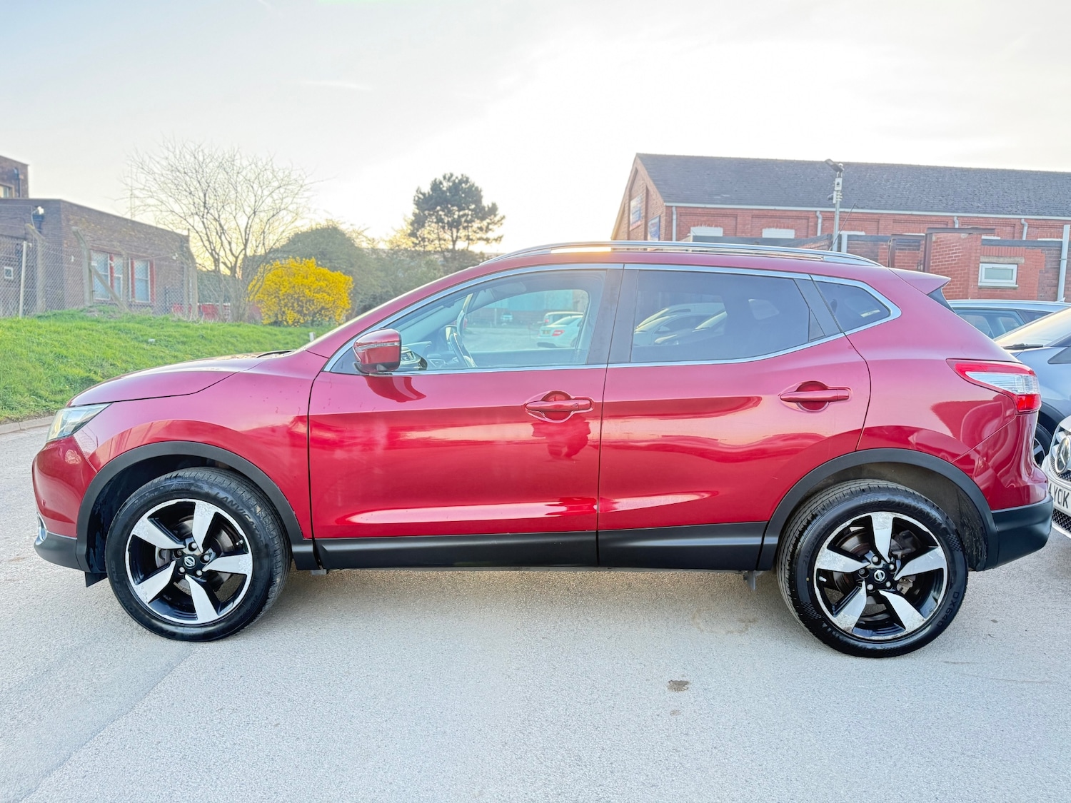 Used Nissan Qashqai 2016 for sale - 77938347: Photo 4