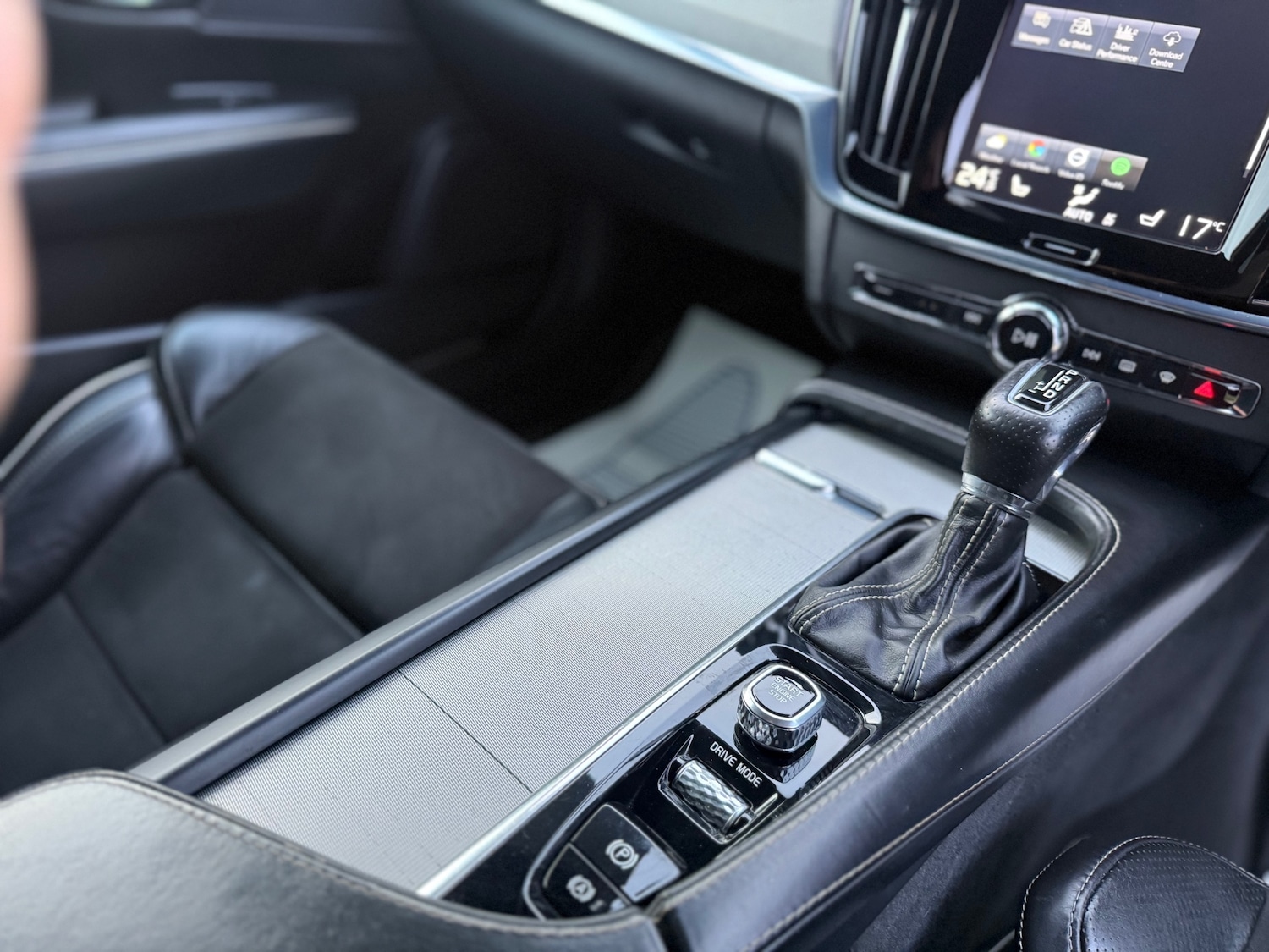 Used Volvo S90 2018 for sale - 77968595: Photo 18