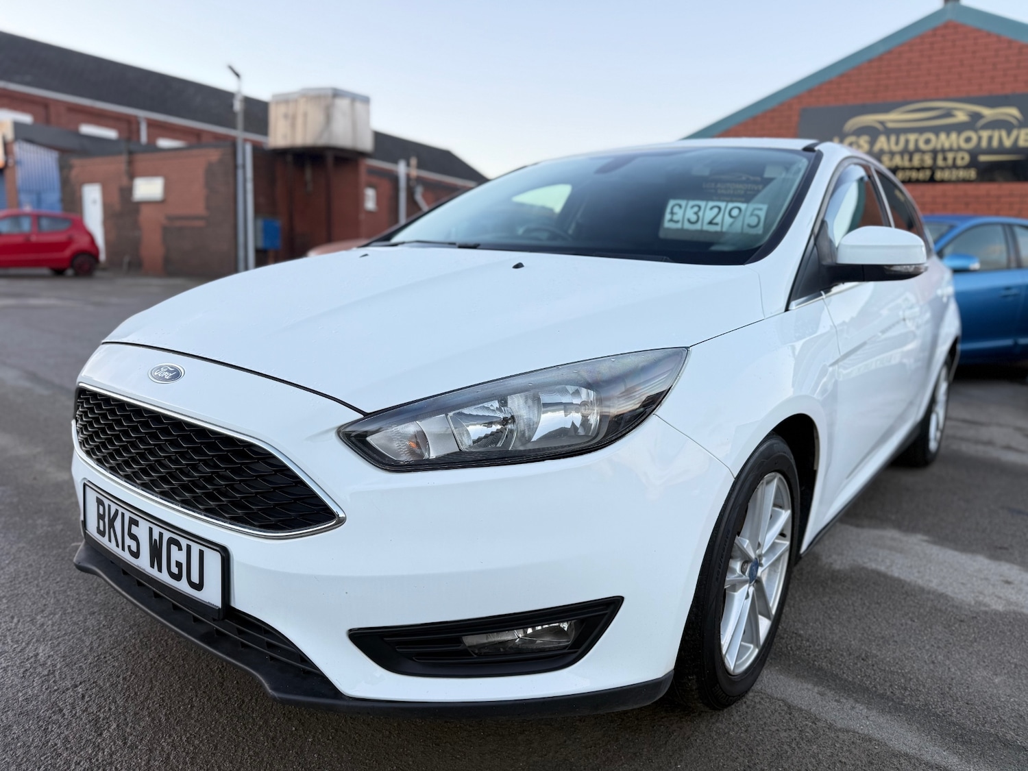 Used Ford Focus 2015 for sale - 76713334: Photo 3