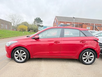 Used Hyundai i20 2015 for sale - 77880920: Photo