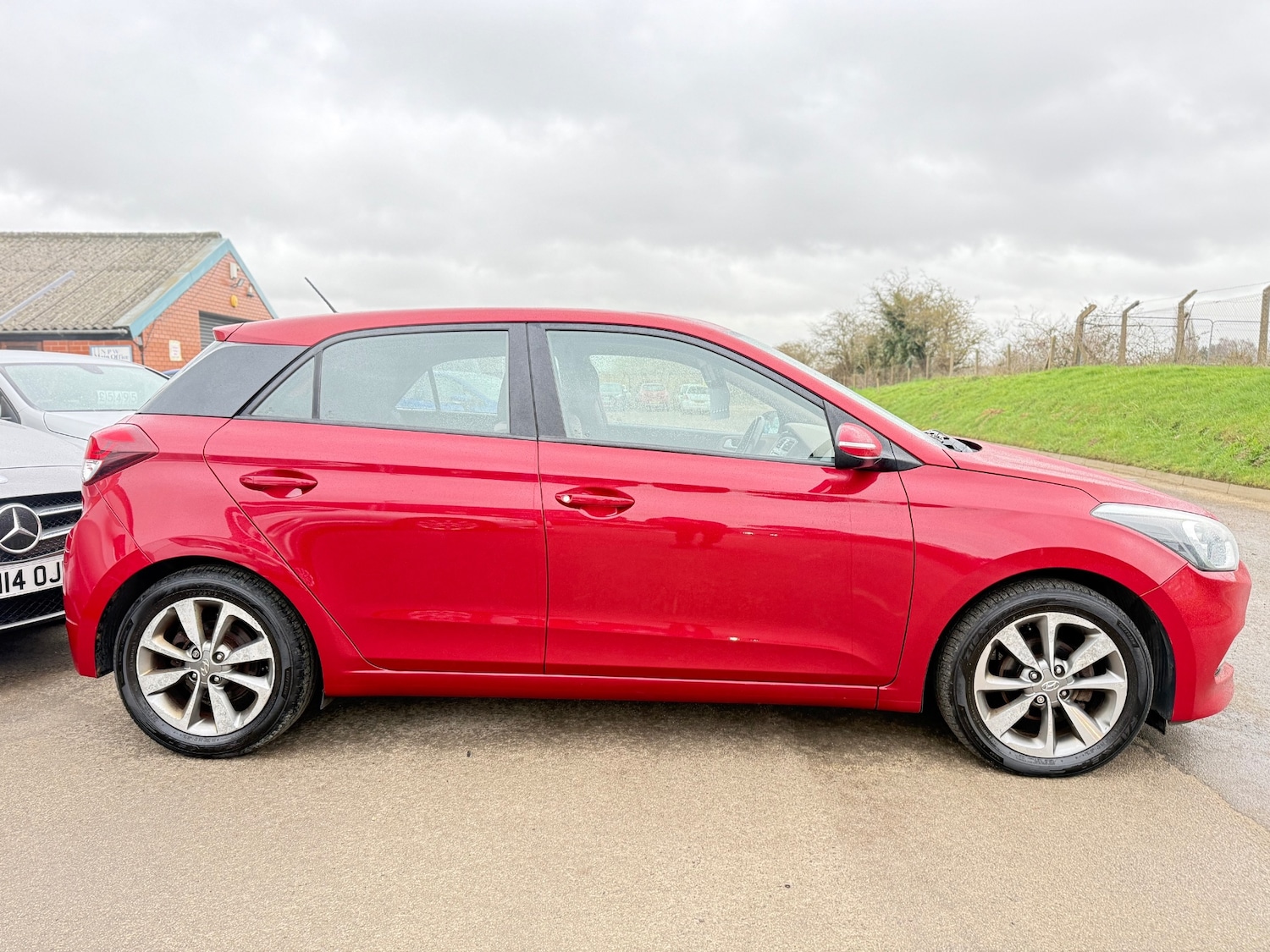 Used Hyundai i20 2015 for sale - 77880920: Photo 5