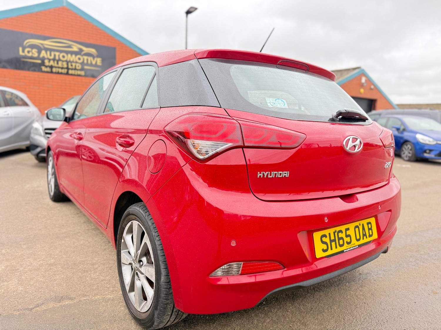 Used Hyundai i20 2015 for sale - 77880920: Photo 6