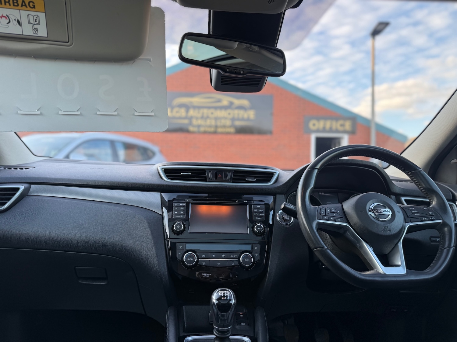 Used Nissan Qashqai 2018 for sale - 78202307: Photo 15