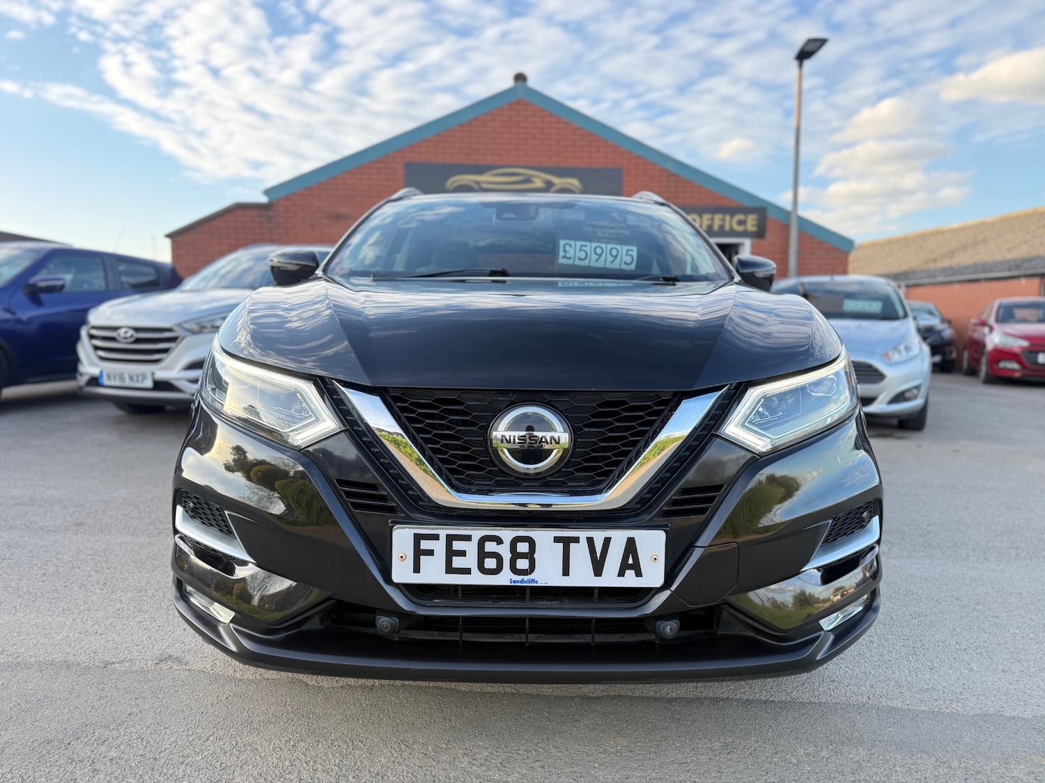 Used Nissan Qashqai 2018 for sale - 78202307: Photo 2