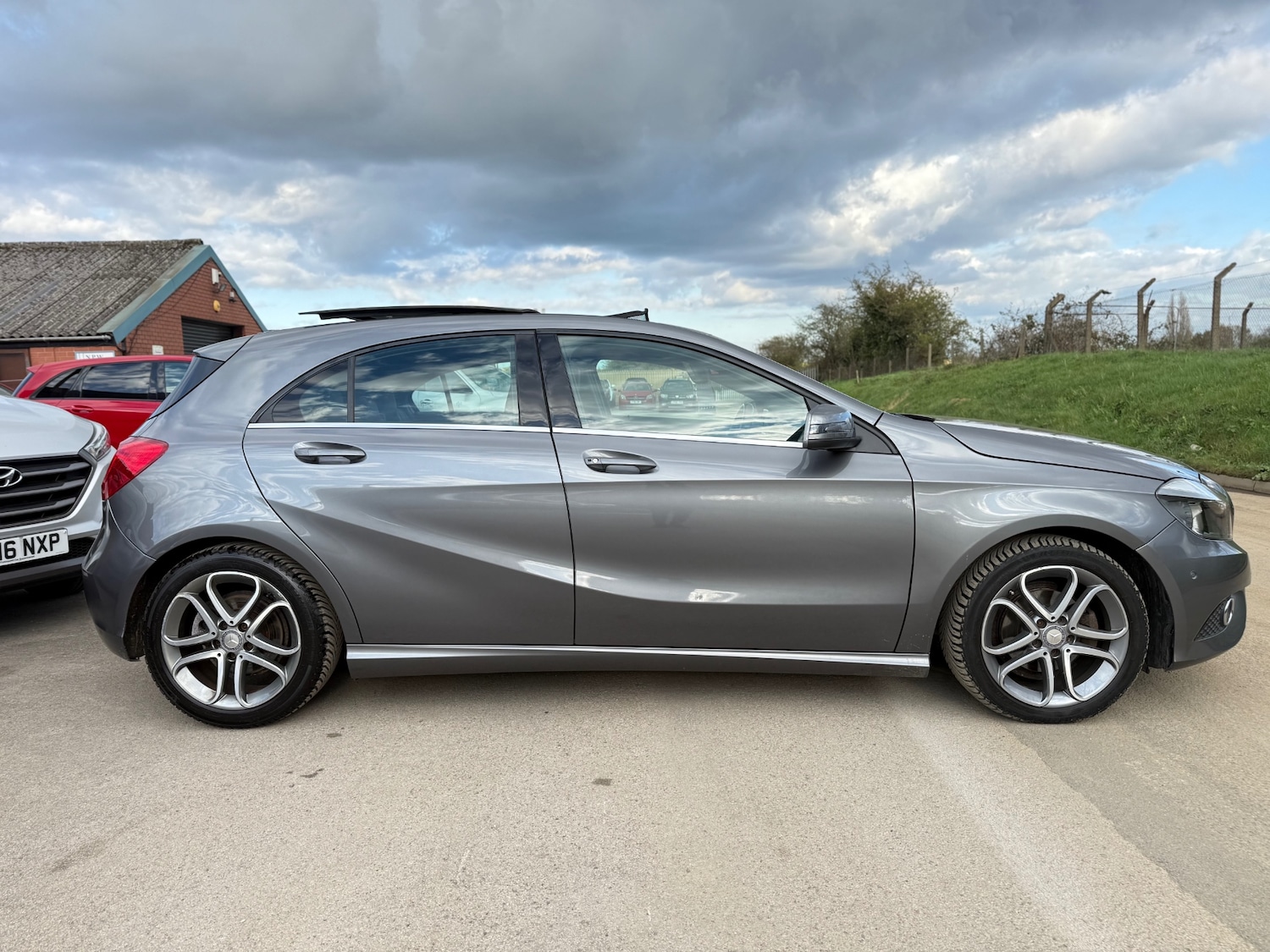 Used Mercedes-Benz A-Class 2013 for sale - 78084668: Photo 5