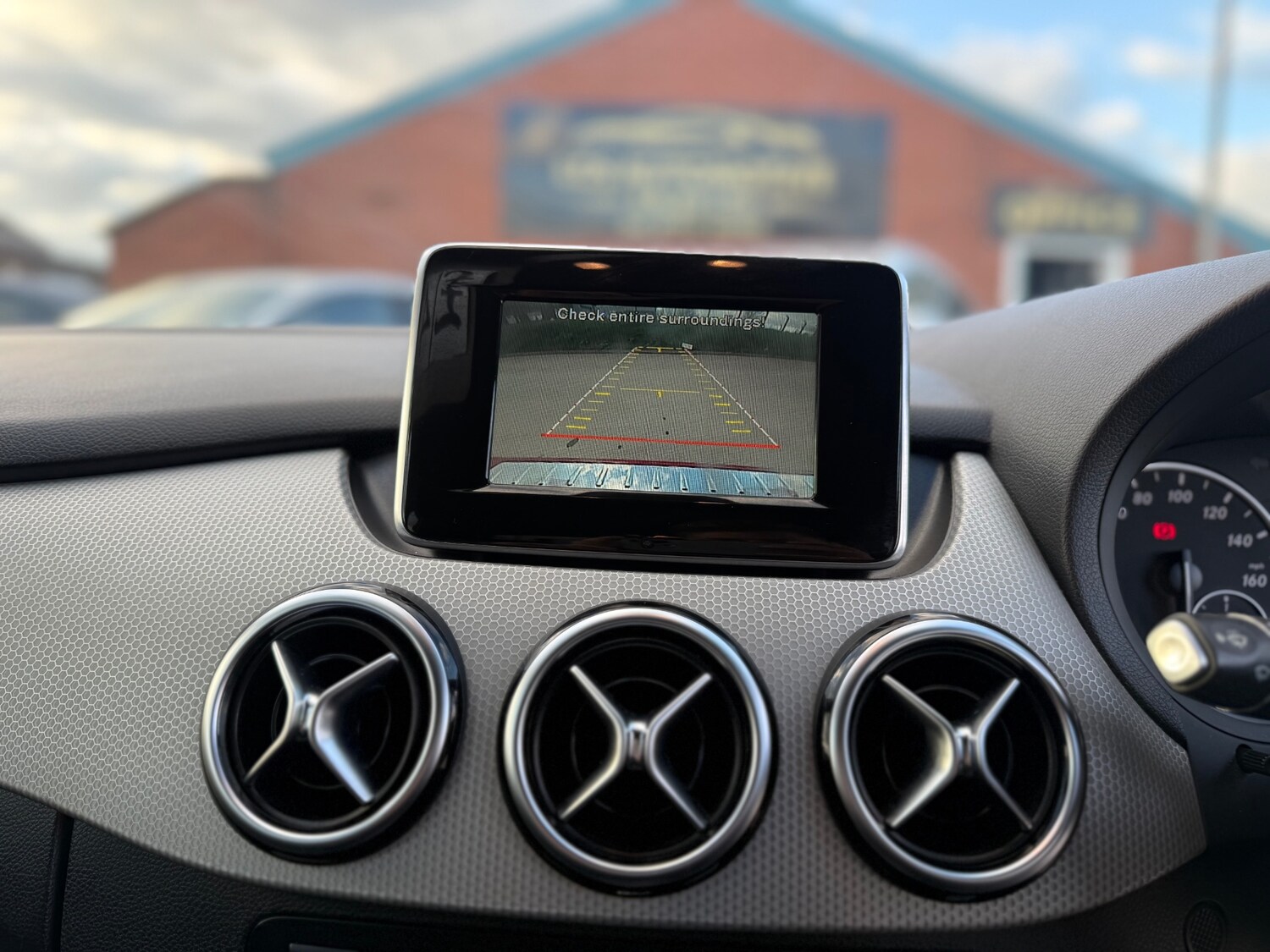 Used Mercedes-Benz B Class 2014 for sale - 78084672: Photo 15