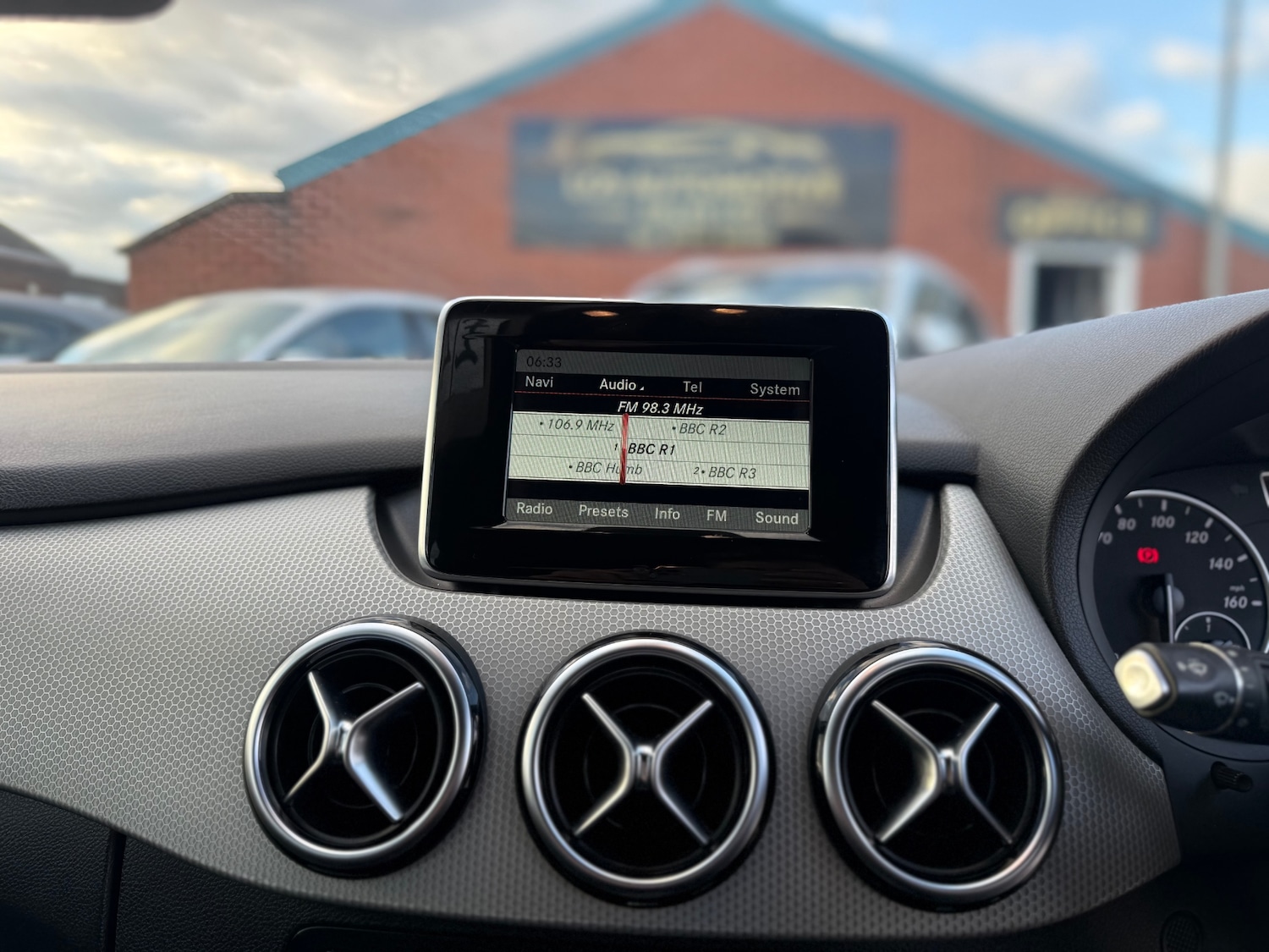 Used Mercedes-Benz B Class 2014 for sale - 78084672: Photo 16