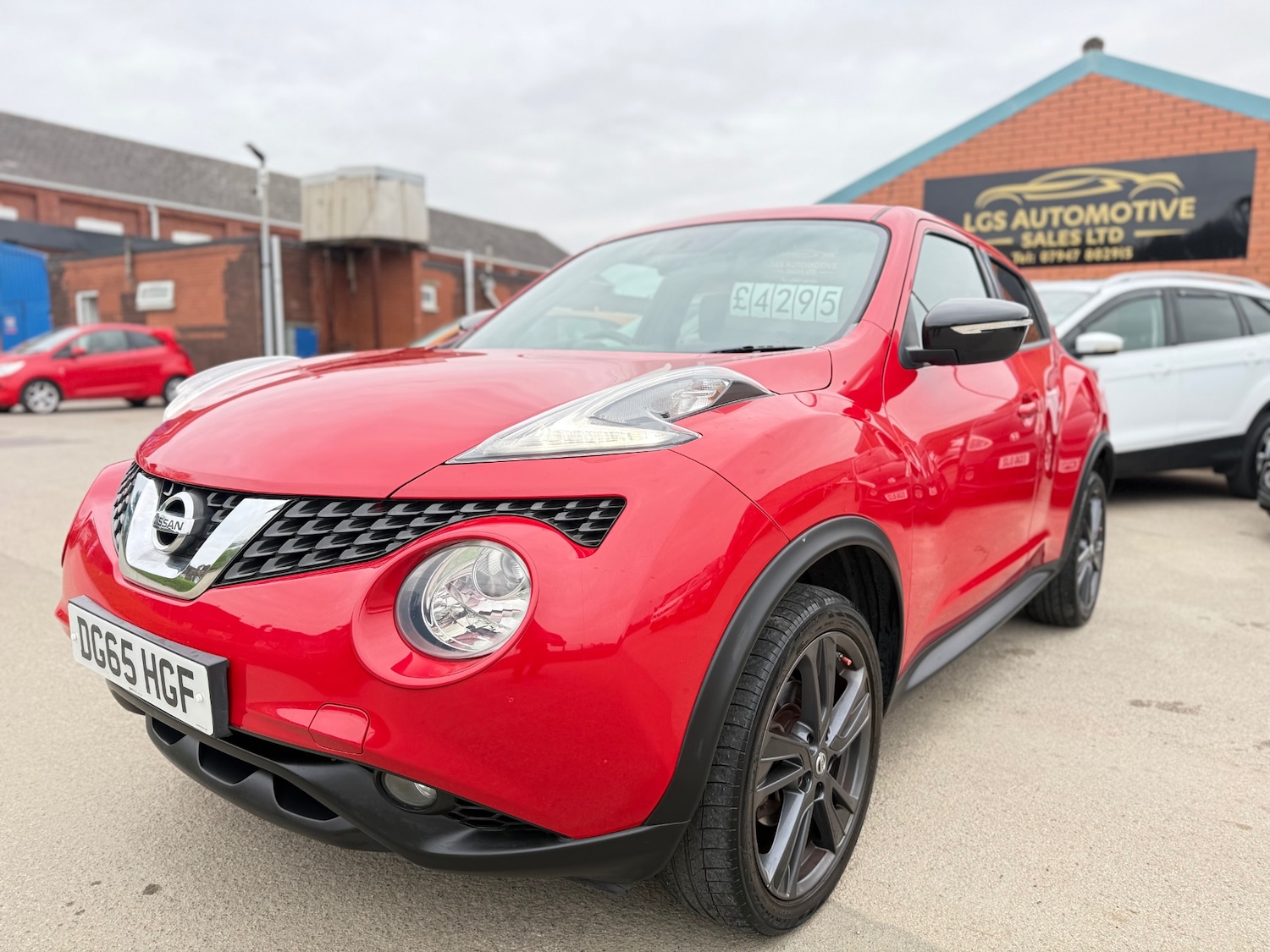Used Nissan Juke 2015 for sale - 76951323: Photo 3