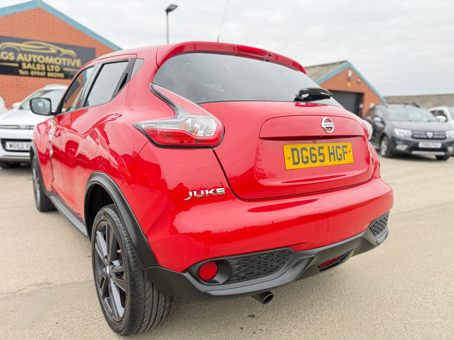 Used Nissan Juke 2015 for sale - 76951323: Photo 6