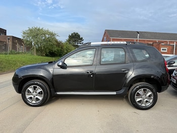 Used Dacia Duster 2016 for sale - 78732556: Photo