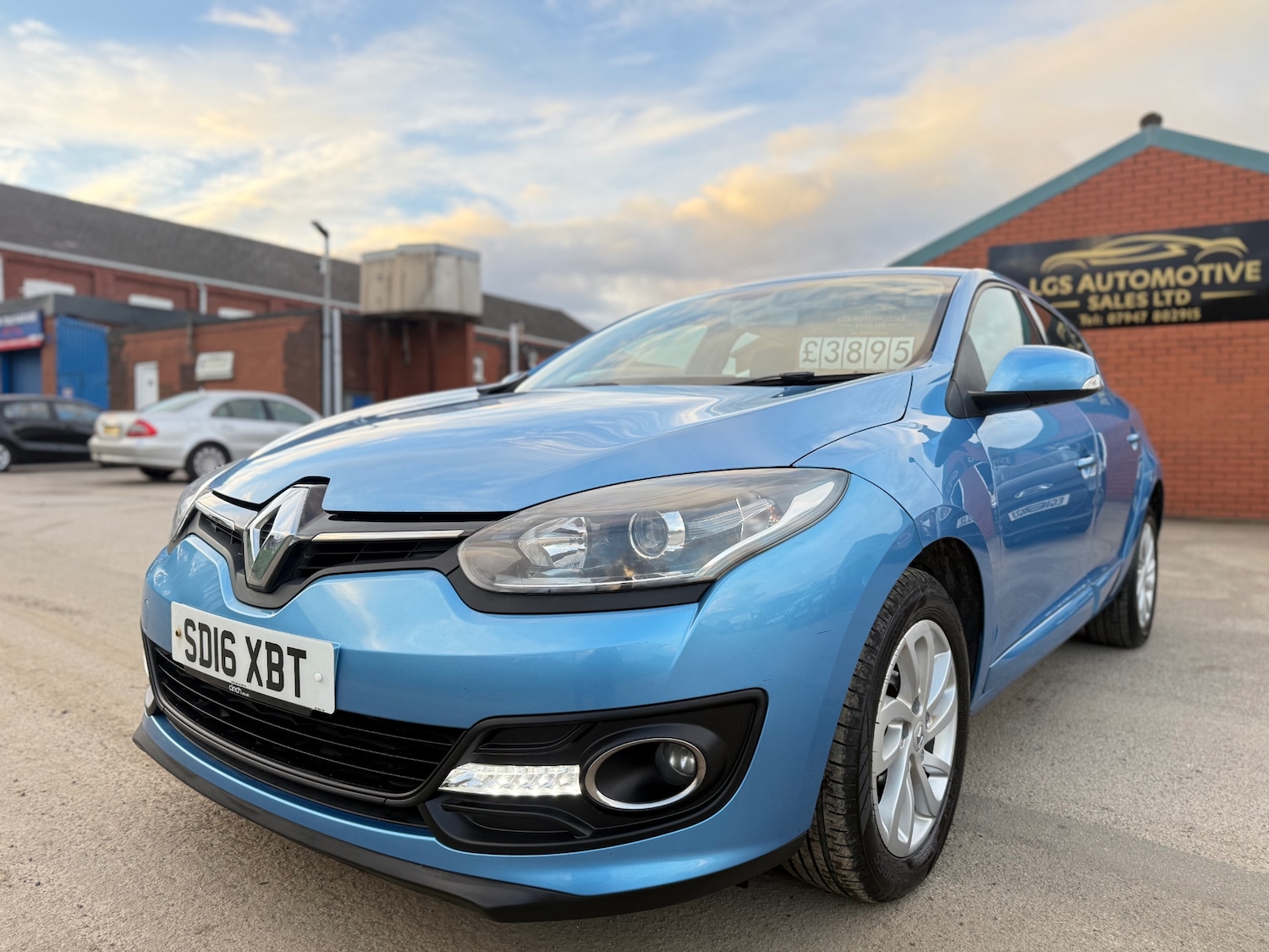 Used Renault Megane 2016 for sale - 76369412: Photo 3