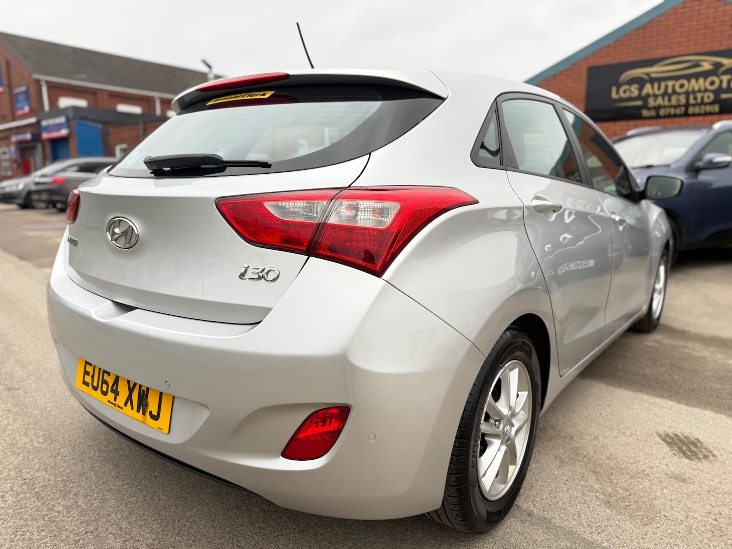 Used Hyundai i30 2014 for sale - 77370443: Photo 8