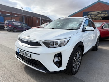 Used Kia Stonic 2018 for sale - 79372272: Photo