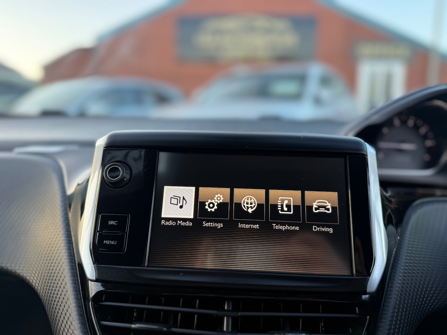 Used Peugeot 2008 2015 for sale - 78045773: Photo 17