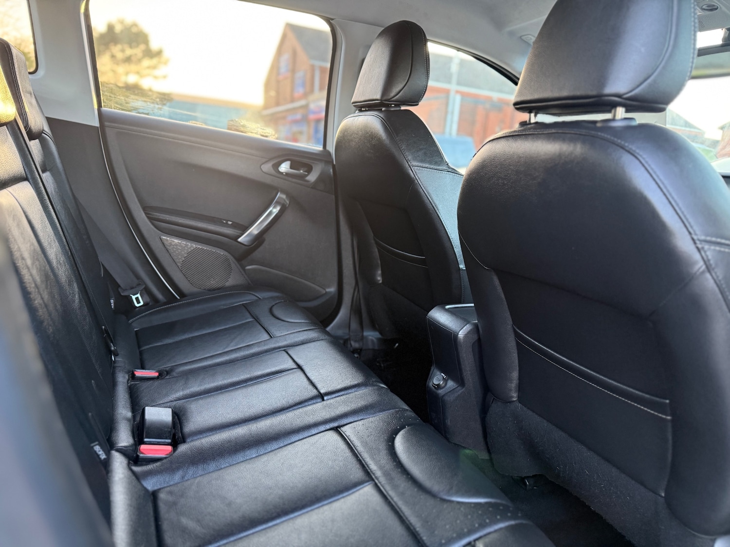 Used Peugeot 2008 2015 for sale - 78045773: Photo 19