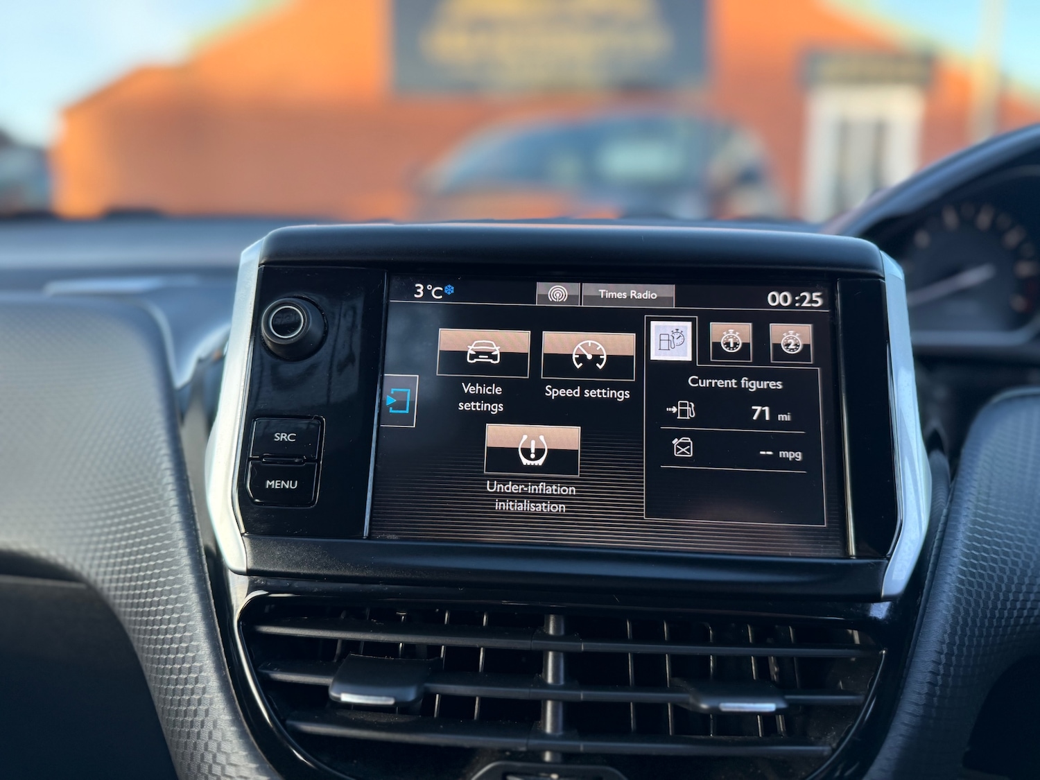 Used Peugeot 2008 2017 for sale - 77154617: Photo 15