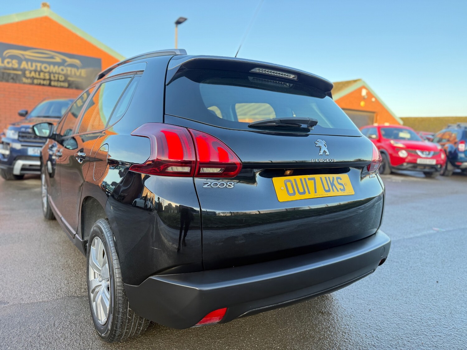 Used Peugeot 2008 2017 for sale - 77154617: Photo 6