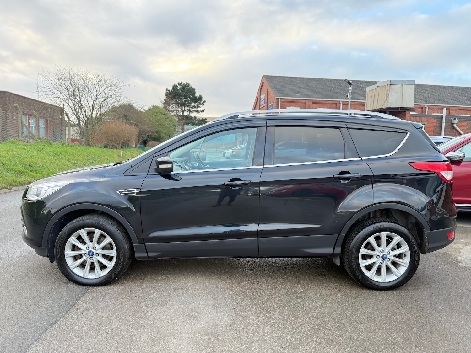 Used Ford Kuga 2014 for sale - 77072928: Photo 4