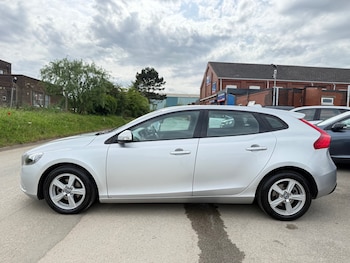 Used Volvo V40 2014 for sale - 78833475: Photo