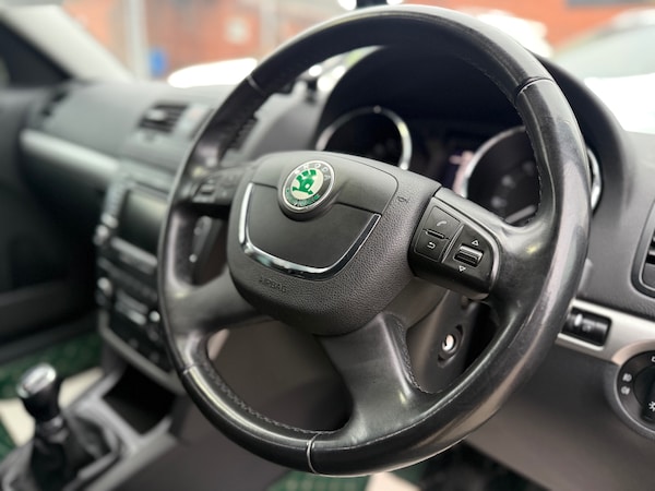 Used Skoda Yeti 2013 for sale - 76305710: Photo 10