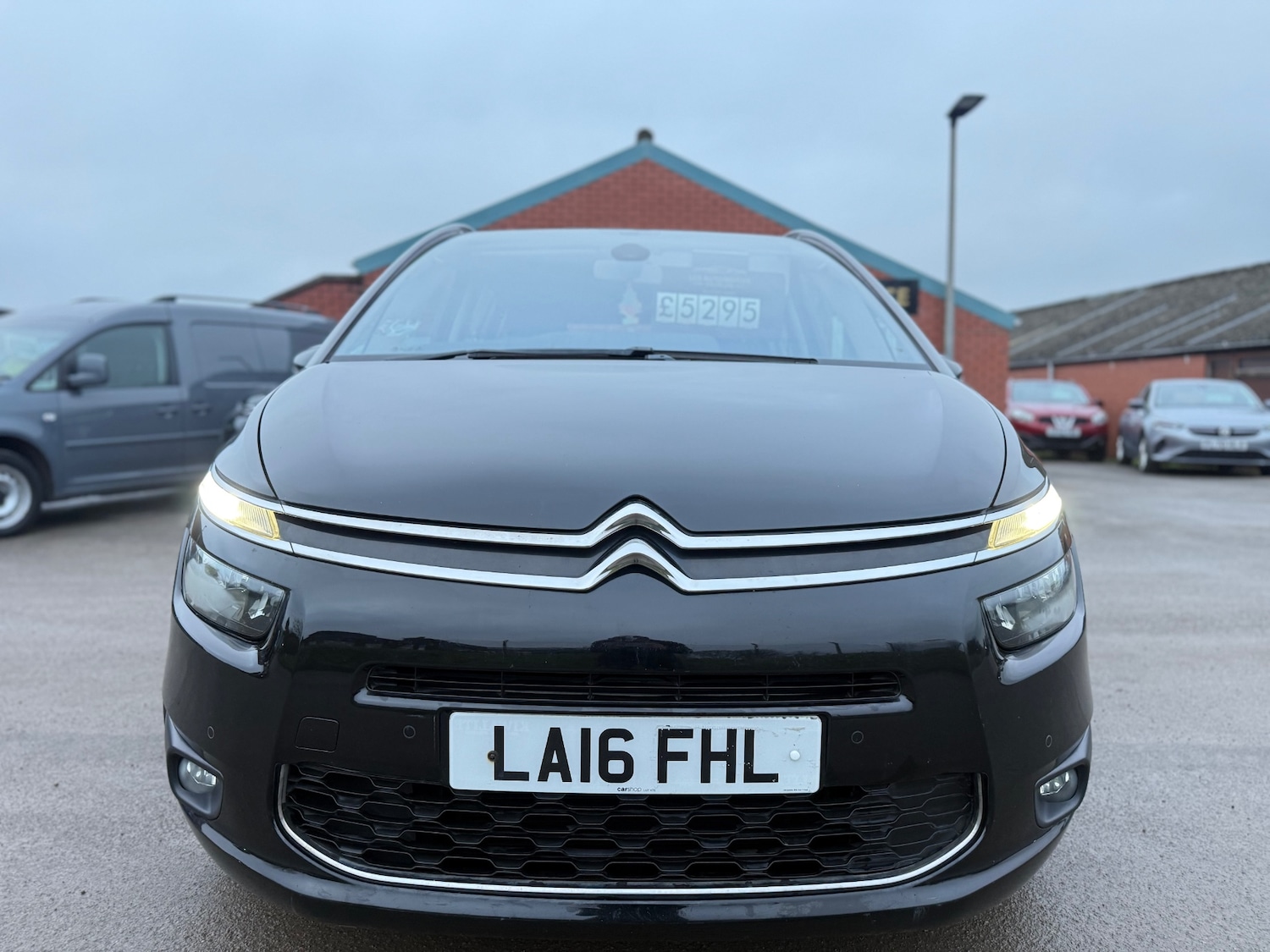 Used Citroen C4 Grand Picasso 2016 for sale - 77228372: Photo 2