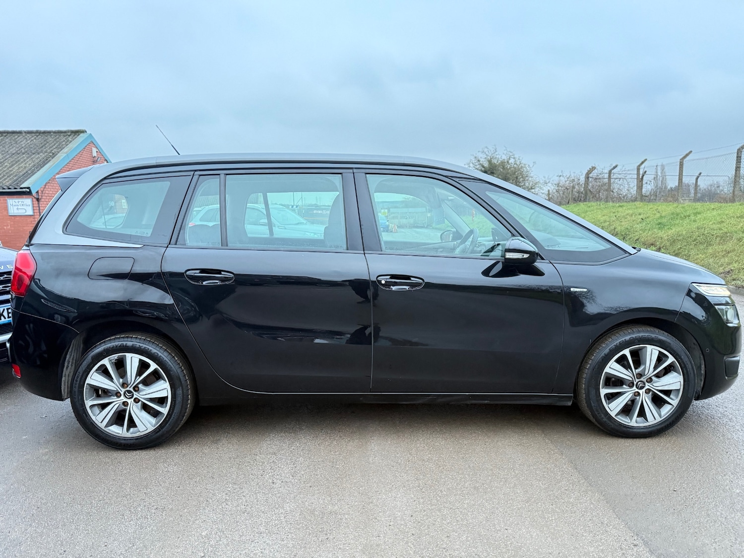 Used Citroen C4 Grand Picasso 2016 for sale - 77228372: Photo 5